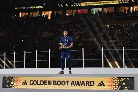 الحذاء الذهبي.. 10 مرشحين للفوز بلقب هداف كأس العالم 2026 (صور)